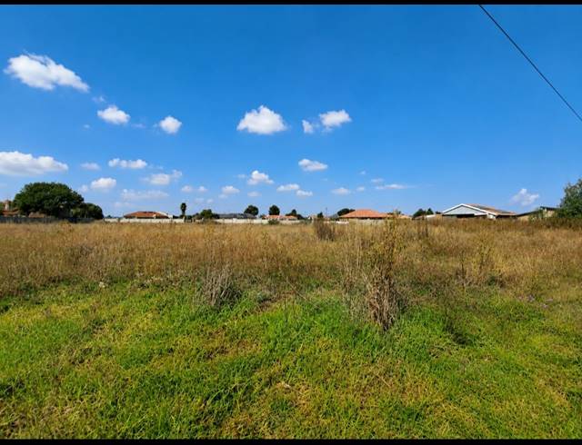 504M² VACANT LAND FOR SALE IN RIVERSDALE